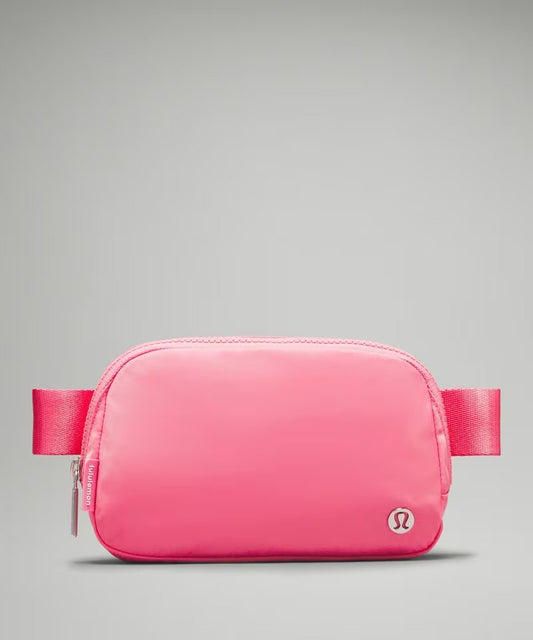 LuluLemon Everywhere Bag