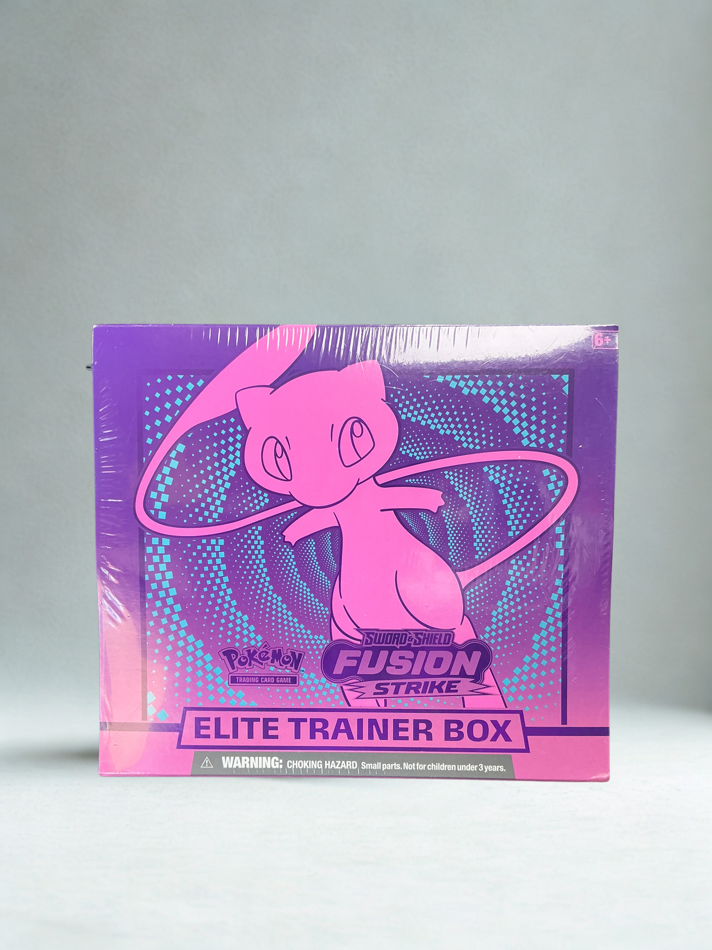 Pokémon TCG: Fusion Strike Elite Trainer Box